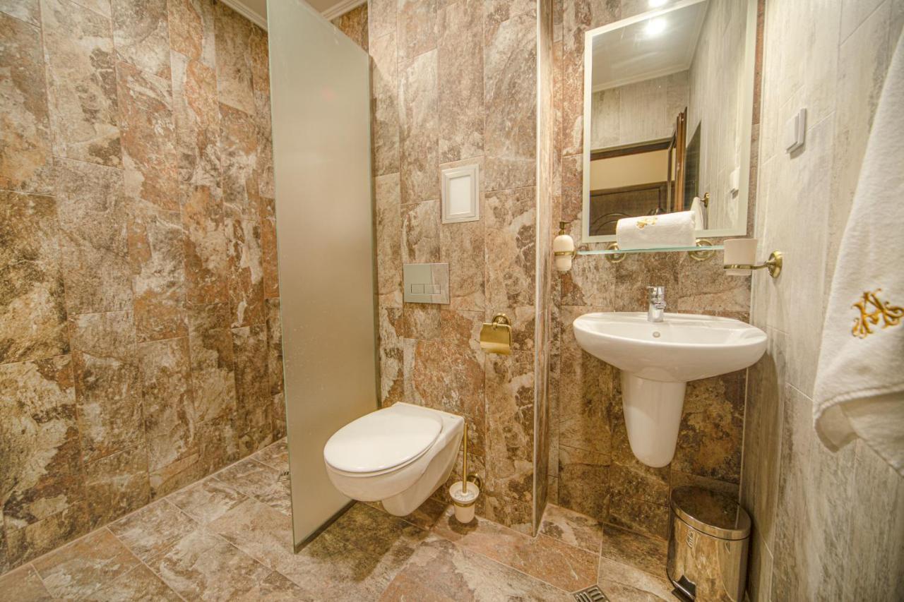 Hotel Antique - Free Private Parking Płowdiw Zewnętrze zdjęcie