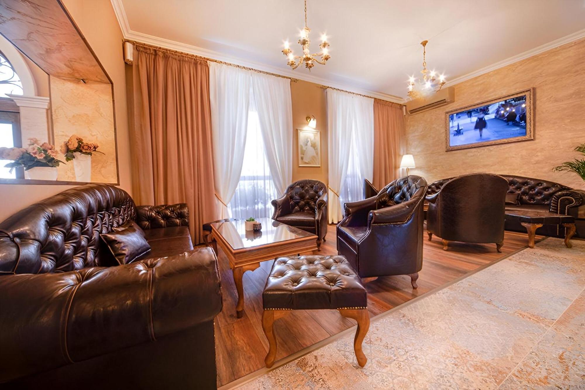 Hotel Antique - Free Private Parking Płowdiw Zewnętrze zdjęcie